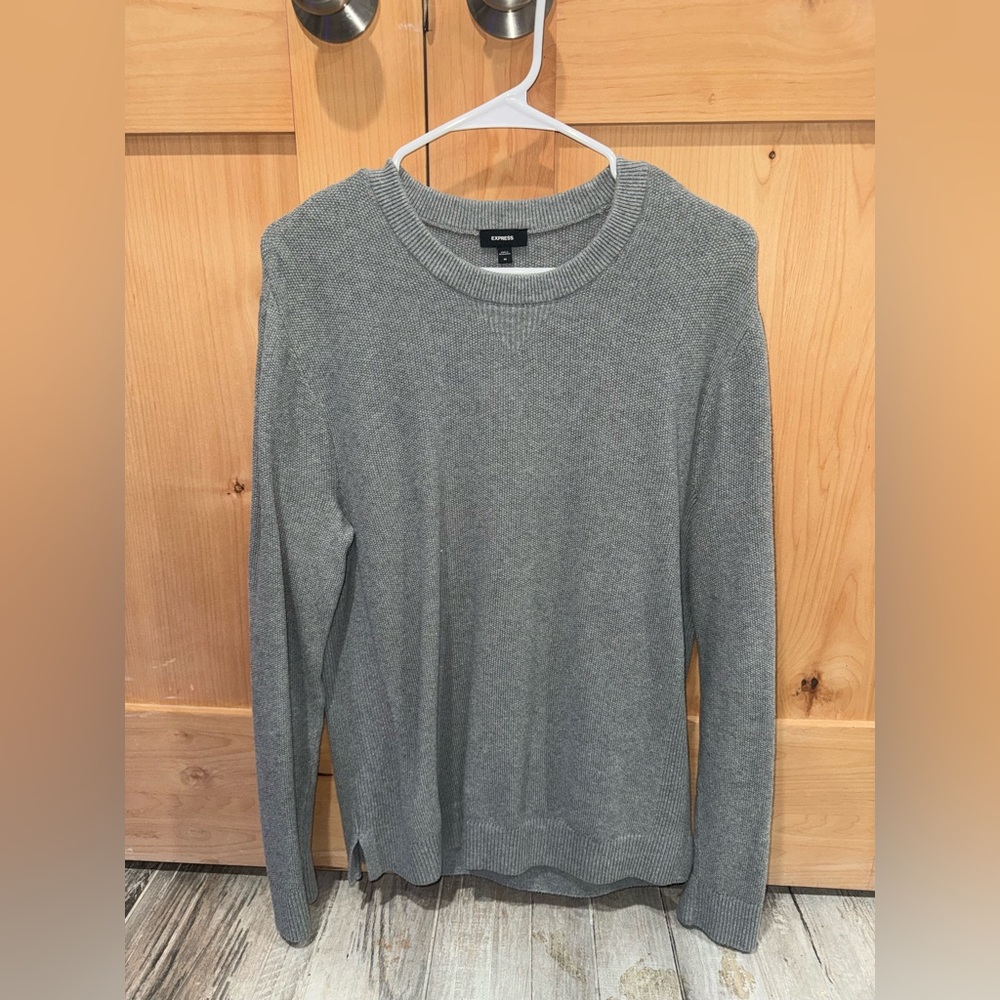 Men’s Express sweater